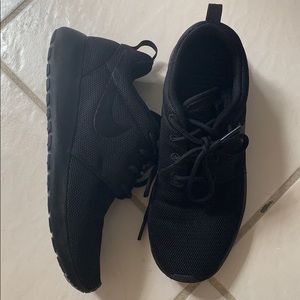 💥Nike Roshe shoes24 hour sale!